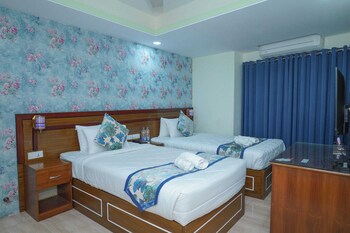 Rochas Hotel & Resort Bogura,,2 star