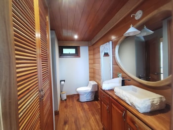 Boquete Cloud Forest Lodge,,4 star