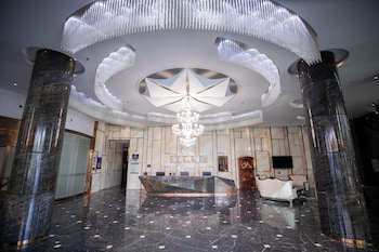 Cloudease International Aparthotel,,3 star
