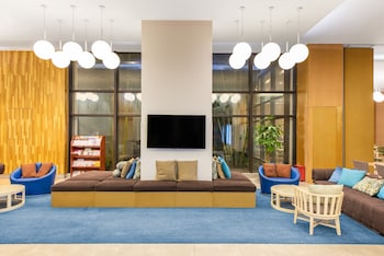 Holiday Inn Express Haikou West Coast By Ihg,Hainan>>Haikou,3 star