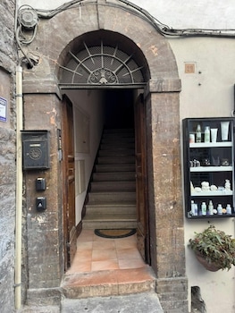 le volte di via portica