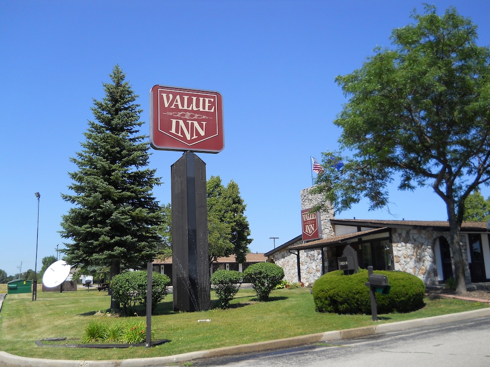 Value Inn Milwaukee Airport South,In The Suburbs,2 star