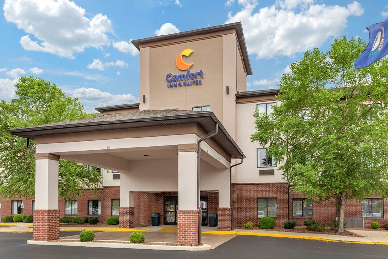 Comfort Inn And Suites,Cave City>>Bowling Green,2.5 star