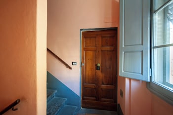 fuori le mura di san frediano flo apartments