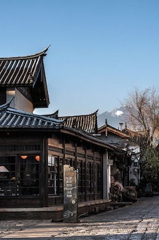 lijiang old town lanshe hotel