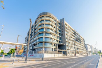 Masdar The Gate Studio