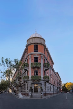 hotel banov townscape wuhan