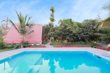 Mruda Farmstay,,2 star