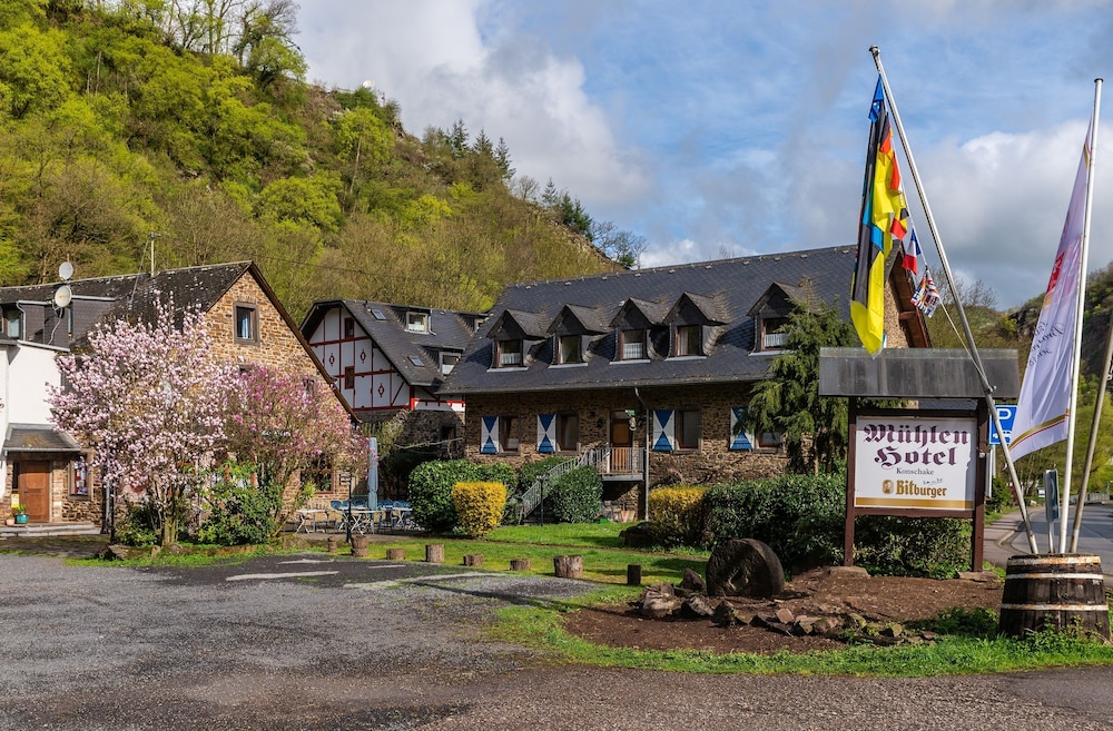Muhlenhotel Konschake,In Burgen,3 star