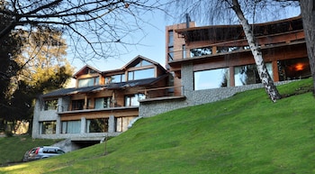 Ruca Kuyen Golf & Resort,San Carlos De Bariloche>>Los Lagos Department,4 star
