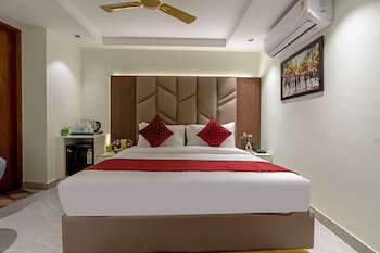 hotel sukoon 2mins connaught place