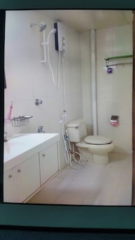 Hotel Avalon Limited,,2 star
