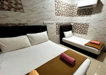 New Wave Sungai Buloh Hotel,Kota Damansara>>Batu Caves,2 star