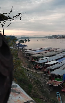 Phonevichith Riverside Hotel Houayxai,,3 star