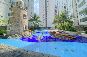 best price and strategic 2br at bassura city apartment