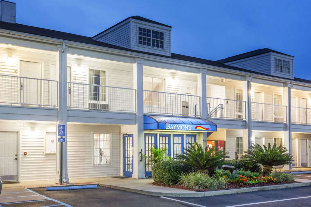 baymont by wyndham valdosta at valdosta mall