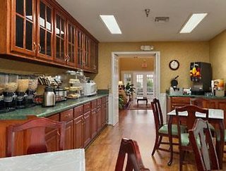 baymont by wyndham valdosta at valdosta mall