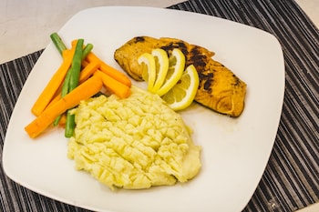 Jade Hotel & Suites,Manila>>Makati,2 star