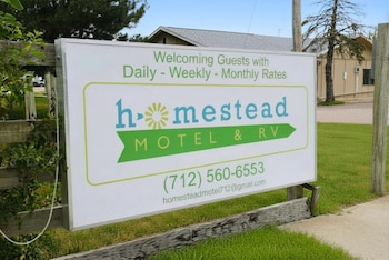 Homestead Motel & Rv,,2 star