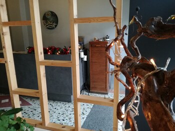 leonidaion guest house