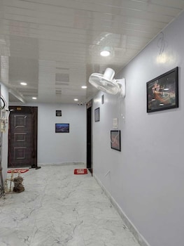 meenakshi guest house