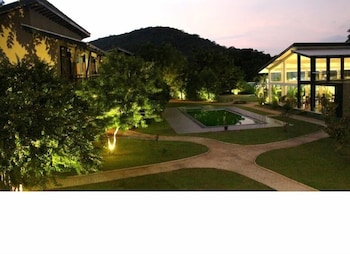 magampura eco village resort