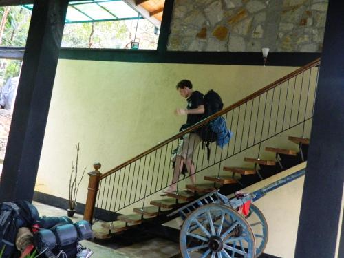 Birds Paradise Hotel,Kalawana>>Galle,3 star