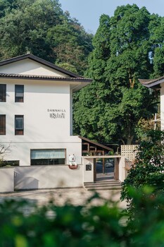 Emeishan Xiaoshanqing Luxury Resort,,4 star