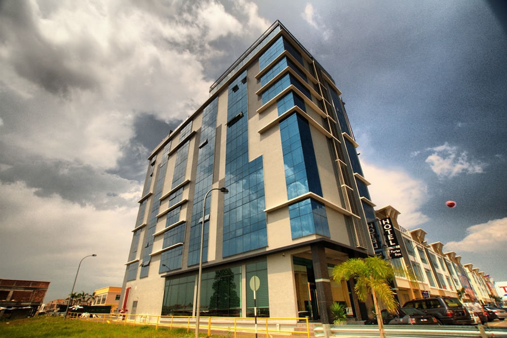 Pariss Hotel Johor Bahru,Johor>>Iskandar Puteri,3 star