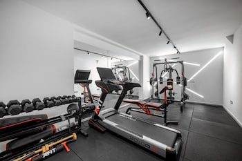 cens platinum luxury suites