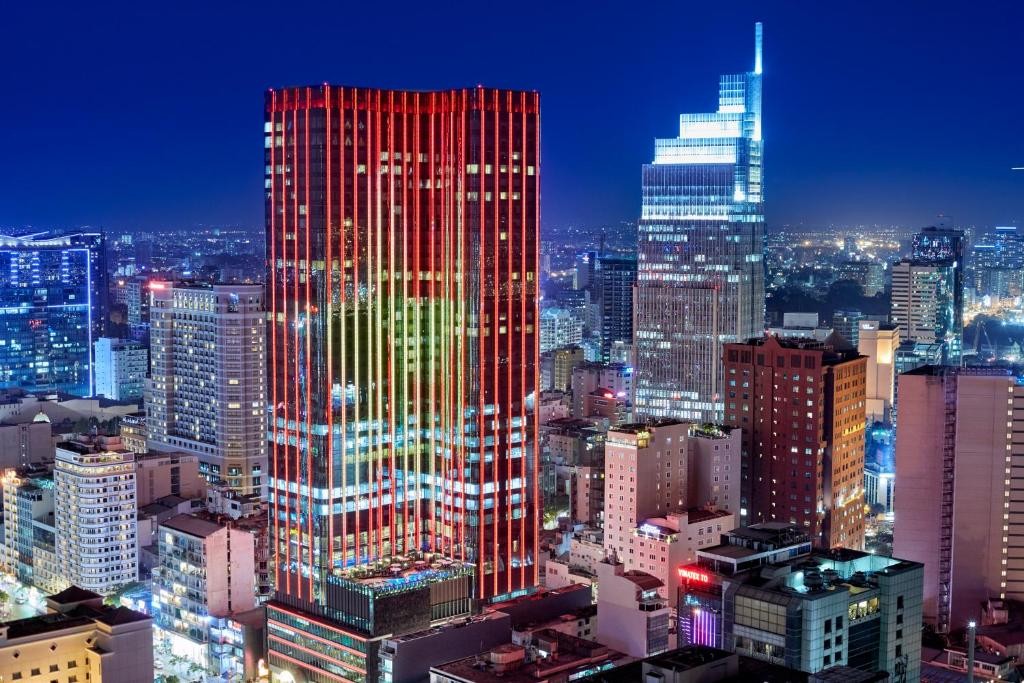 the reverie saigon residential suites