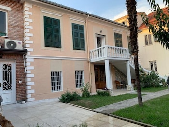 Vintage,,3 star