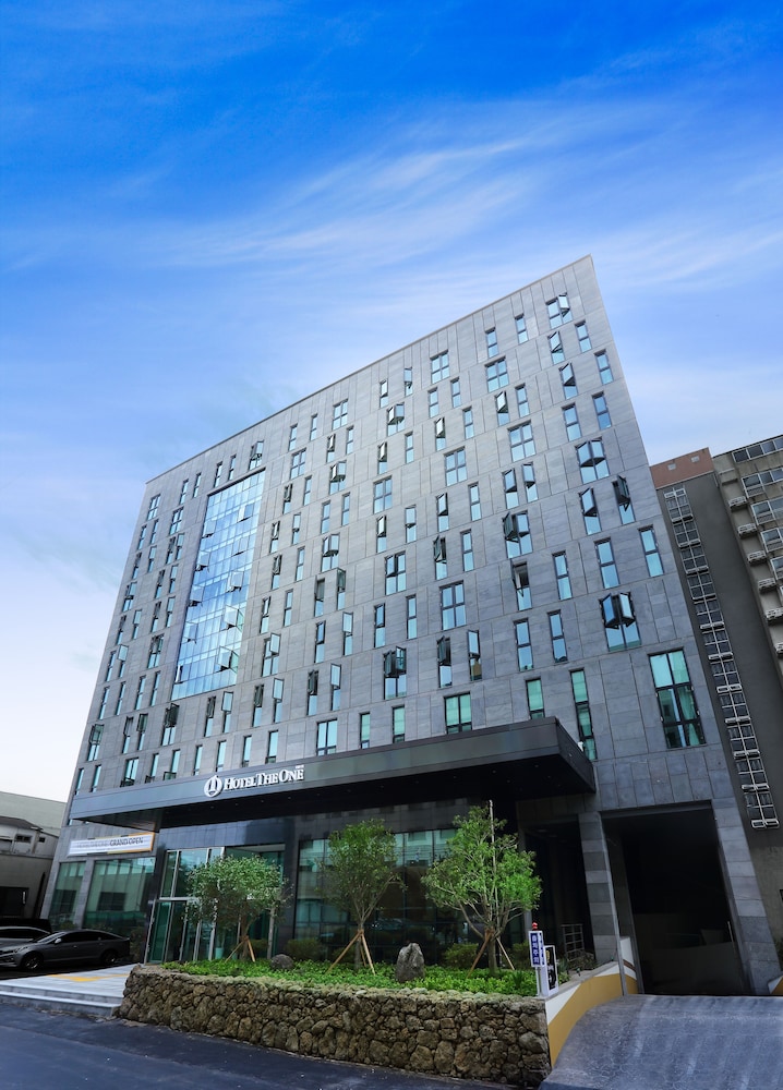 hotel the one