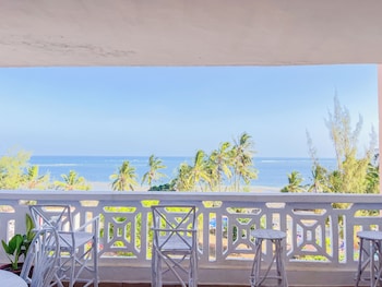 pumziko beachfront apartments