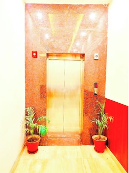 Hotel The Neelkanth Ayodhya,,3 star
