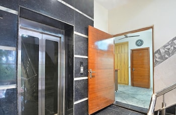 hotel the param continental