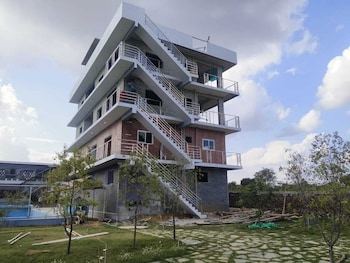 Nature's Resort,,2 star