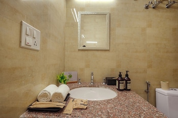 Elivaas Dilli House One Room Suits,,2 star