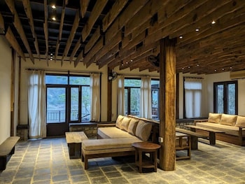 Landmark Farmhouse,,3 star