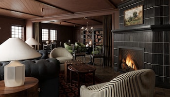 The Drew Hotel,,2 star