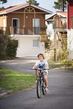 Le Domaine Des Grands Lacs - Vacancéole,Bordeaux>>Biscarrosse,3 star