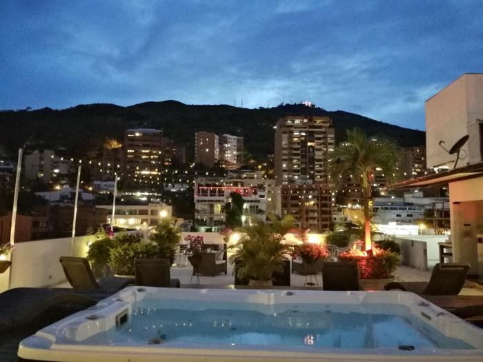 aqua granada hotel
