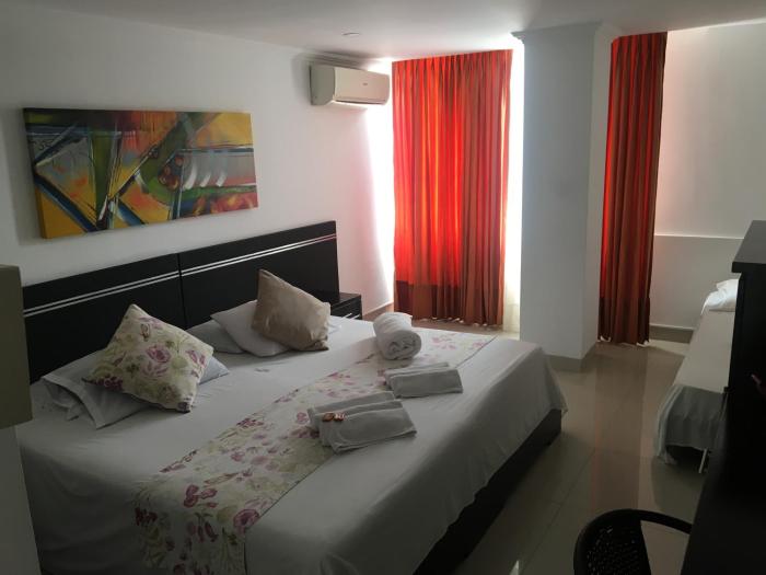 Hotel Six Avenue,Granada>>Cali,4 star