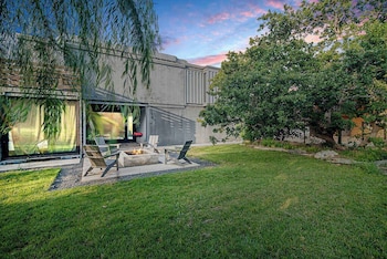 luxury 4 bedroom container home hot tub and firepit