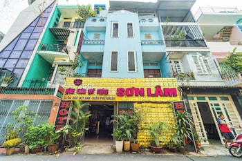 collection o son lam phu nhuan district