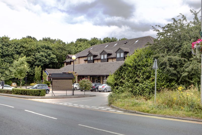 Best Western Wakefield Hotel St Pierre,Newmillerdam>>Crigglestone,3 star
