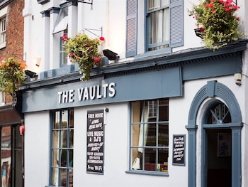 The Vaults,Shropshire>>Shrewsbury,2.5 star