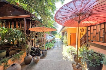 baan yung hill resort