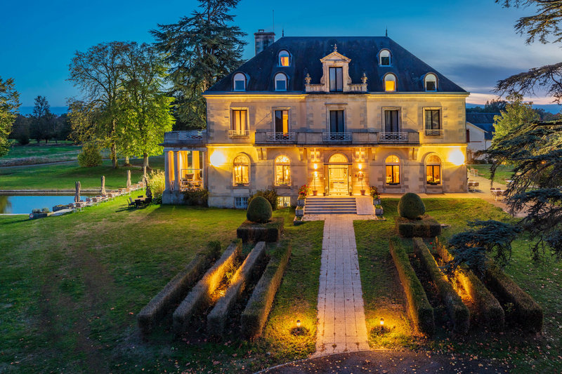 Garrigae Manoir De Beauvoir,Nouaillé-Maupertuis>>Mignaloux-Beauvoir,3 star