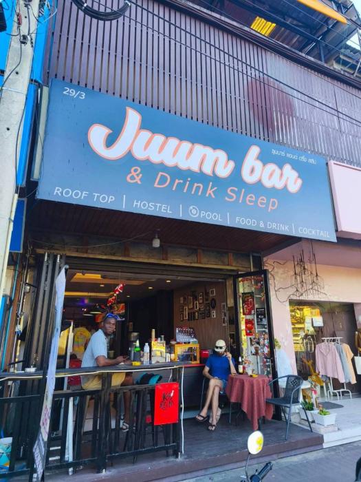 juum bar and drink sleep